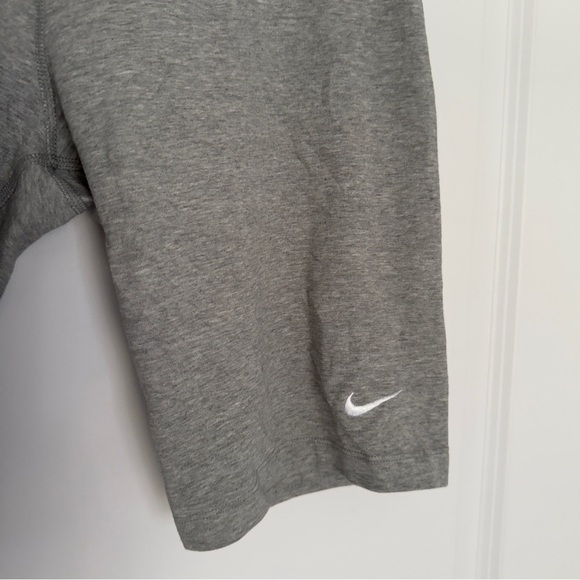 Nike Sportswear Essential Bike Shorts size L - Picture 4 of 5